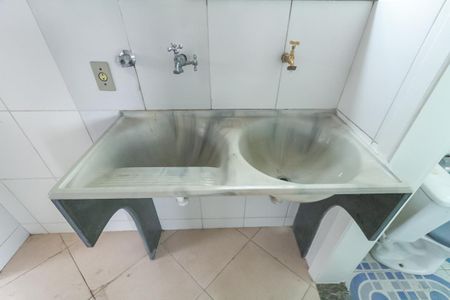 Apartamento para alugar com 56m², 2 quartos e sem vaga Apartamento para alugar com 56m², 2 quartos e sem vagaCozinha e Área de Serviço