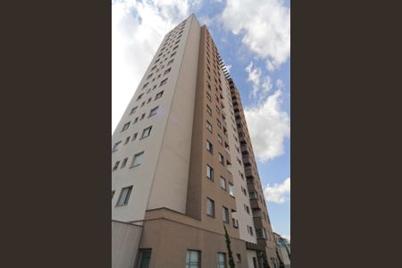 Apartamento à venda com 72m², 3 quartos e 1 vaga Apartamento à venda com 72m², 3 quartos e 1 vagaFachada