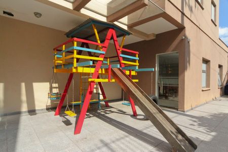 Apartamento à venda com 72m², 3 quartos e 1 vaga Apartamento à venda com 72m², 3 quartos e 1 vagaÁrea comum - Playground