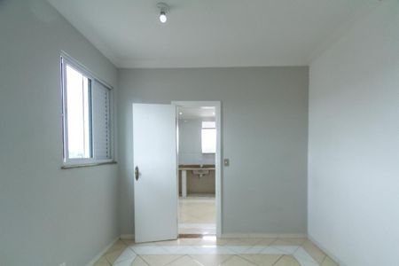 Apartamento para alugar com 58m², 2 quartos e sem vaga Apartamento para alugar com 58m², 2 quartos e sem vagaQuarto 2