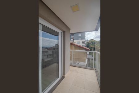 Apartamento para alugar com 99m², 3 quartos e 2 vagasvaranda