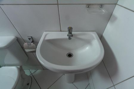 Apartamento para alugar com 60m², 2 quartos e sem vaga Apartamento para alugar com 60m², 2 quartos e sem vagaBanheiro