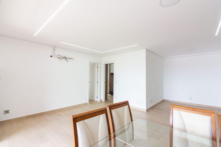Apartamento para alugar com 91m², 2 quartos e 2 vagas Apartamento para alugar com 91m², 2 quartos e 2 vagasSala