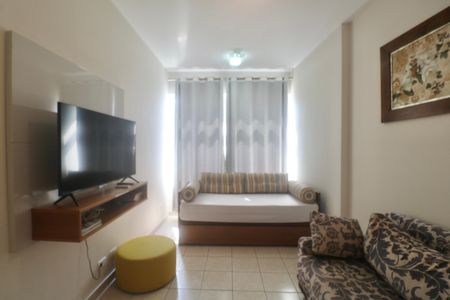 Sala de apartamento para alugar com 1 quarto, 49m² em Barra Funda, Guarujá