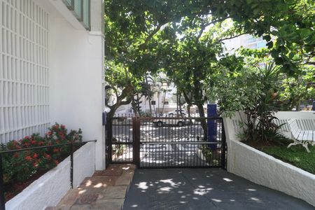 Apartamento para alugar com 49m², 1 quarto e 1 vagaFachada