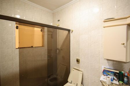 Casa à venda com 310m², 4 quartos e 7 vagasBanheiro da Suíte 3