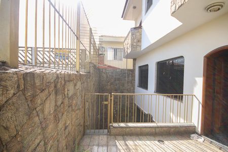 Casa à venda com 310m², 4 quartos e 7 vagasCozinha 