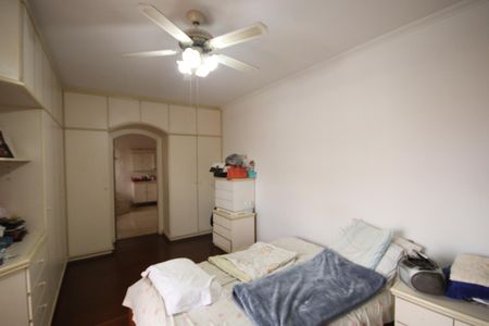 Casa à venda com 310m², 4 quartos e 7 vagasSuíte 1