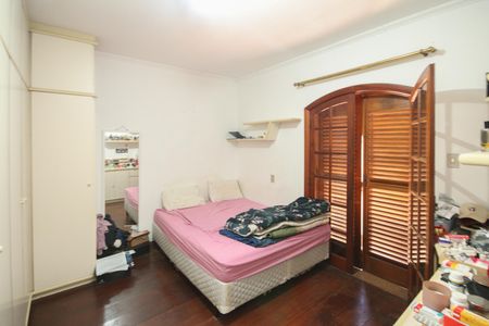 Casa à venda com 310m², 4 quartos e 7 vagasSuíte 4