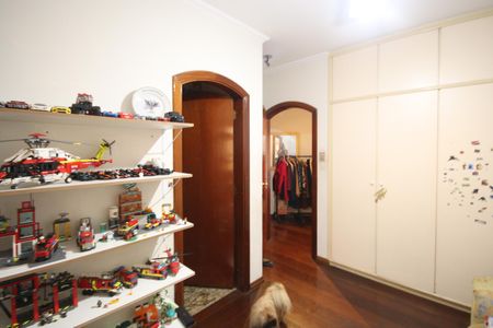 Casa à venda com 310m², 4 quartos e 7 vagasSuíte 3