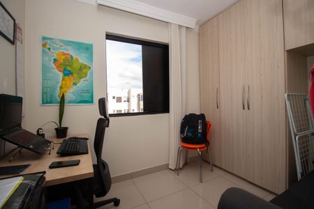 Quarto 2 de apartamento para alugar com 2 quartos, 48m² em Cruzeiro Novo, Brasília