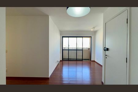 Sala de apartamento para alugar com 3 quartos, 84m² em Pinheiros, São Paulo