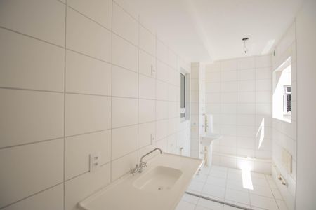 Apartamento para alugar com 44m², 2 quartos e 1 vaga Apartamento para alugar com 44m², 2 quartos e 1 vagaCozinha e Área de Serviço
