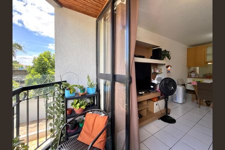 Apartamento à venda com 60m², 2 quartos e 1 vaga Apartamento à venda com 60m², 2 quartos e 1 vagaSacada