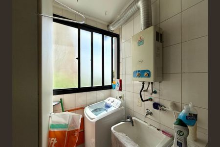 Apartamento à venda com 60m², 2 quartos e 1 vaga Apartamento à venda com 60m², 2 quartos e 1 vagaÁrea de Serviço