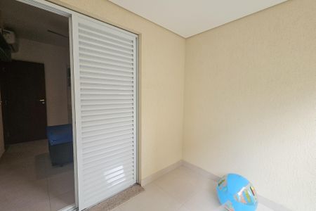 Apartamento para alugar com 133m², 3 quartos e 2 vagas Apartamento para alugar com 133m², 3 quartos e 2 vagasvaranda