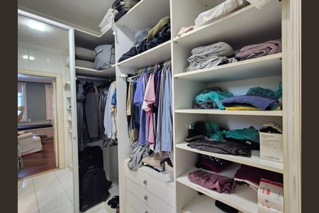 Casa de condomínio à venda com 1200m², 6 quartos e 3 vagas