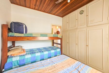 Quarto de apartamento para alugar com 1 quarto, 56m² em Jardim Belmar, Guarujá