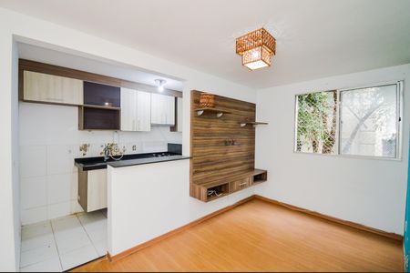 Sala de apartamento para alugar com 2 quartos, 46m² em Jardim Presidente Dutra, Guarulhos