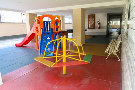 Apartamento à venda com 78m², 3 quartos e 1 vagaÁrea comum - Playground