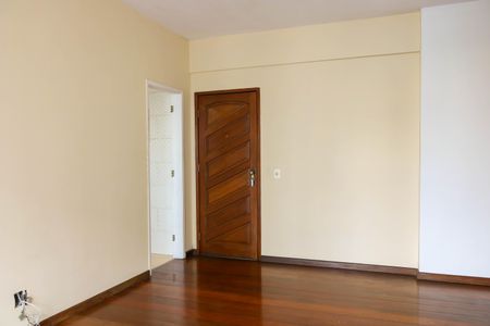 Apartamento à venda com 78m², 3 quartos e 1 vagaSala