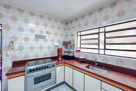 Casa à venda com 240m², 4 quartos e 2 vagasCozinha