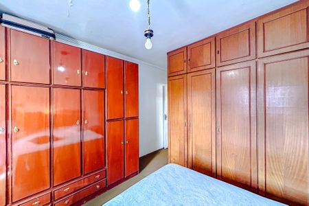 Casa à venda com 240m², 4 quartos e 2 vagasQuarto 1 - Suíte