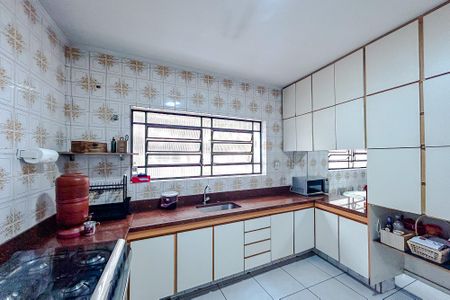 Casa à venda com 240m², 4 quartos e 2 vagasCozinha