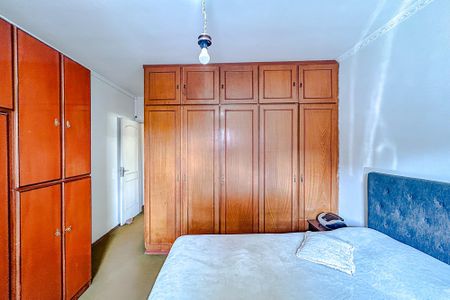 Casa à venda com 240m², 4 quartos e 2 vagasQuarto 1 - Suíte