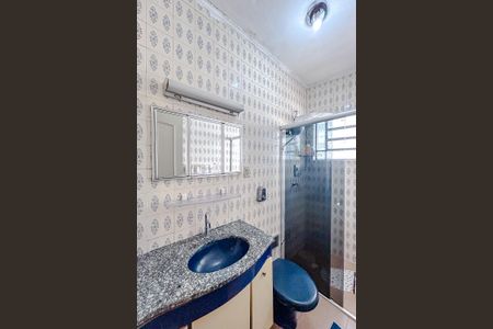 Casa à venda com 240m², 4 quartos e 2 vagasBanheiro