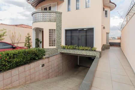 Casa à venda com 376m², 3 quartos e 5 vagasGaragem