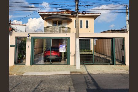 Casa à venda com 376m², 3 quartos e 5 vagasFachada