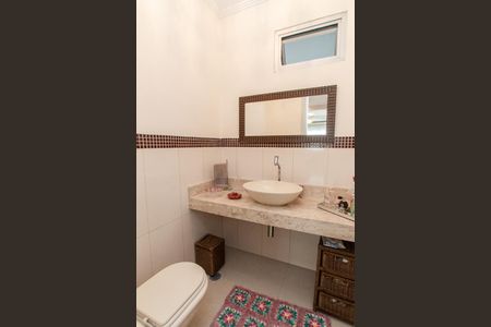 Casa à venda com 376m², 3 quartos e 5 vagasSala de Jantar - Lavabo