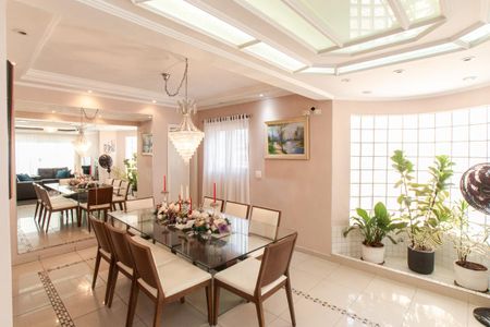 Casa à venda com 376m², 3 quartos e 5 vagasSala de Jantar