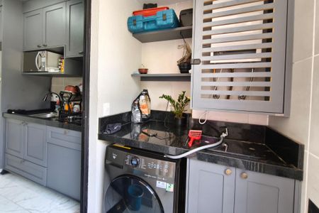 Apartamento para alugar com 47m², 2 quartos e sem vaga Apartamento para alugar com 47m², 2 quartos e sem vagaÁrea de Serviço - Varanda