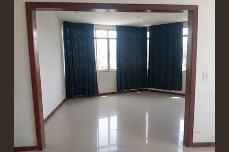 Quarto de apartamento para alugar com 2 quartos, 84m² em Olaria, Rio de Janeiro