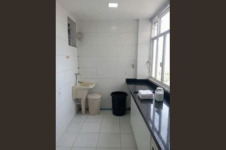 Cozinha de apartamento para alugar com 2 quartos, 84m² em Olaria, Rio de Janeiro