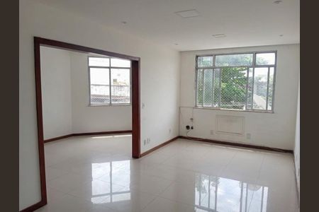 Sala de apartamento para alugar com 2 quartos, 84m² em Olaria, Rio de Janeiro