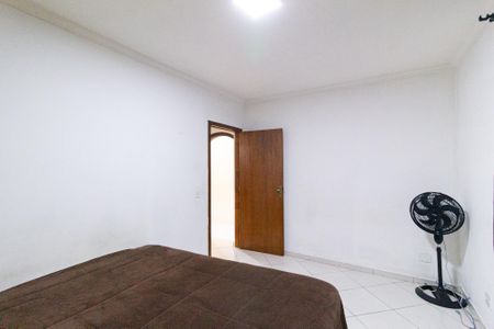 Casa para alugar com 225m², 3 quartos e 2 vagas Casa para alugar com 225m², 3 quartos e 2 vagasSuíte