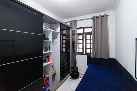 Quarto 1 de casa para alugar com 3 quartos, 225m² em Chácara Adriana Aparecida, Carapicuíba