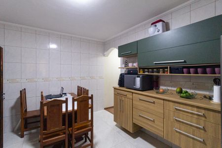 Casa para alugar com 225m², 3 quartos e 2 vagas Casa para alugar com 225m², 3 quartos e 2 vagasCozinha
