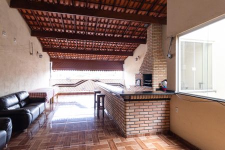 Casa para alugar com 225m², 3 quartos e 2 vagas Casa para alugar com 225m², 3 quartos e 2 vagasQuintal