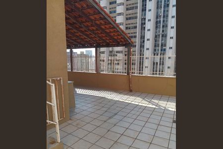 Apartamento à venda com 100m², 3 quartos e sem vagaÁrea externa