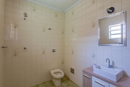 Casa à venda com 150m², 2 quartos e 3 vagasBanheiro
