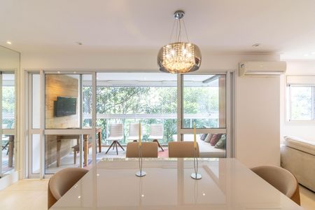 Apartamento para alugar com 100m², 2 quartos e 2 vagasSala