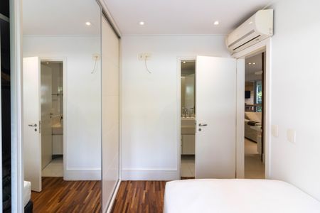 Apartamento para alugar com 100m², 2 quartos e 2 vagasSuíte 2