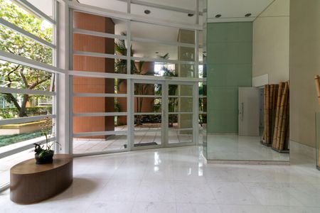 Apartamento para alugar com 100m², 2 quartos e 2 vagasHall de entrada