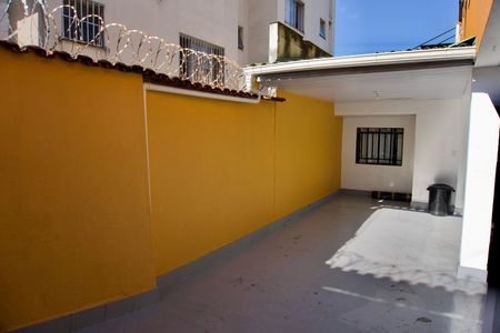 Casa para alugar com 20m², 5 quartos e sem vagaÁrea Externa