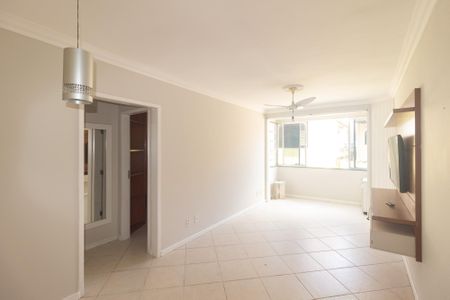 Sala de apartamento para alugar com 2 quartos, 64m² em Campo Grande, Rio de Janeiro