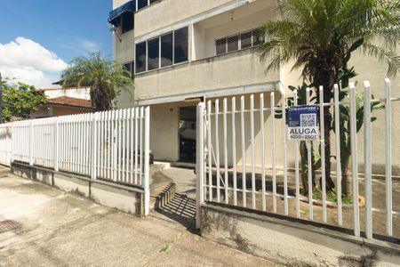 Apartamento para alugar com 64m², 2 quartos e 1 vaga Apartamento para alugar com 64m², 2 quartos e 1 vagaFachada